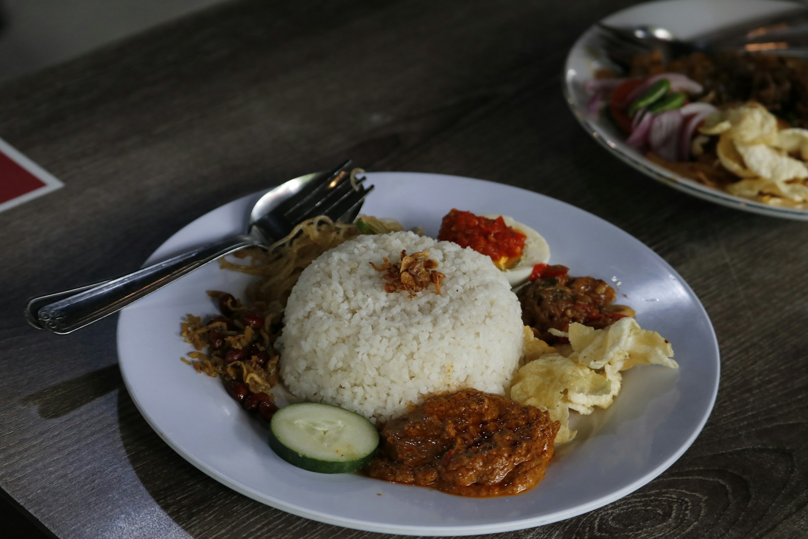 Sarapan Nasik Uduk foto oleh Aldrin Rachman Pradana