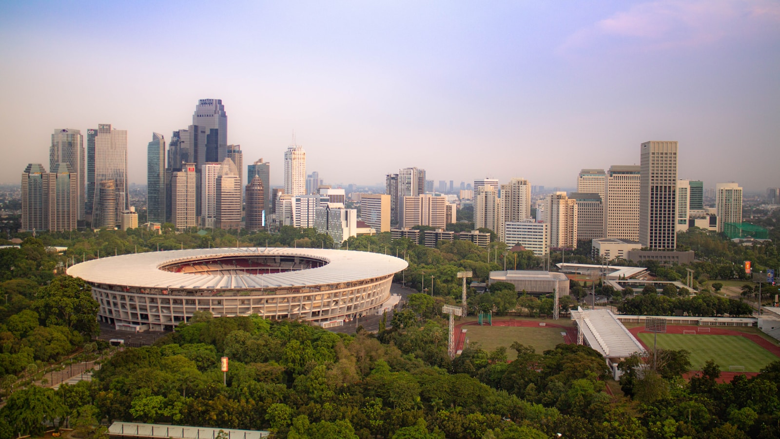 Gelora Bung Karno Jakarta, Foto oleh Dino Januarsa