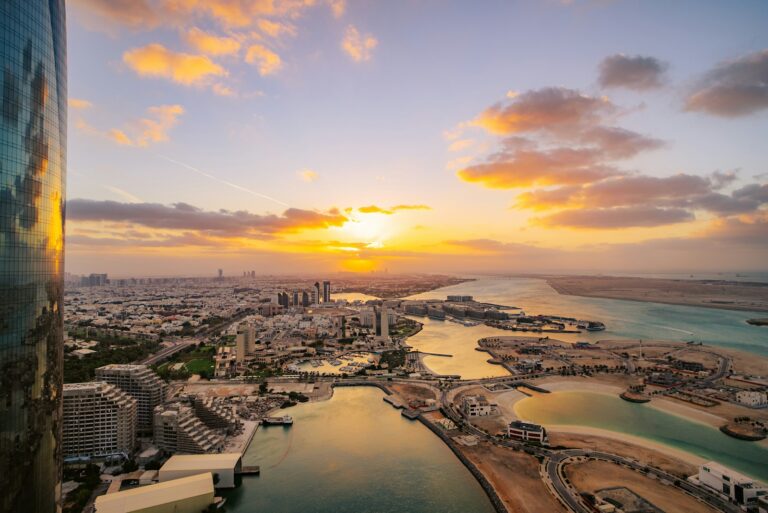 Dubai & Abu Dhabi: Liburan Premium dengan Sentuhan Spiritual