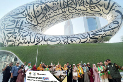 Ketika Suami Istri Menemukan Surga dalam Perjalanan Umroh Plus Dubai 10 umroh plus dubai galeri5